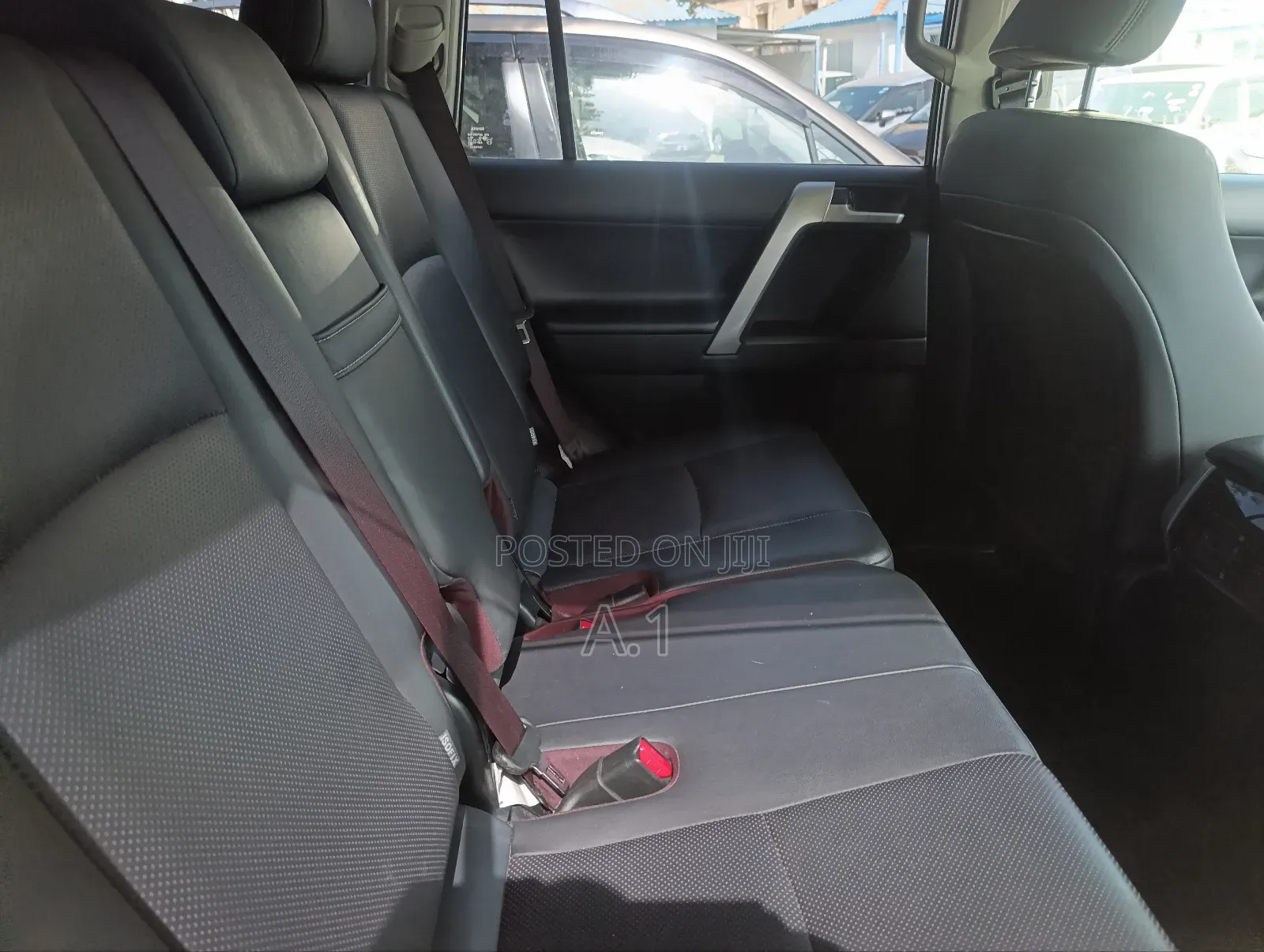 Toyota Land Cruiser Prado 2.8 2019 Pearl