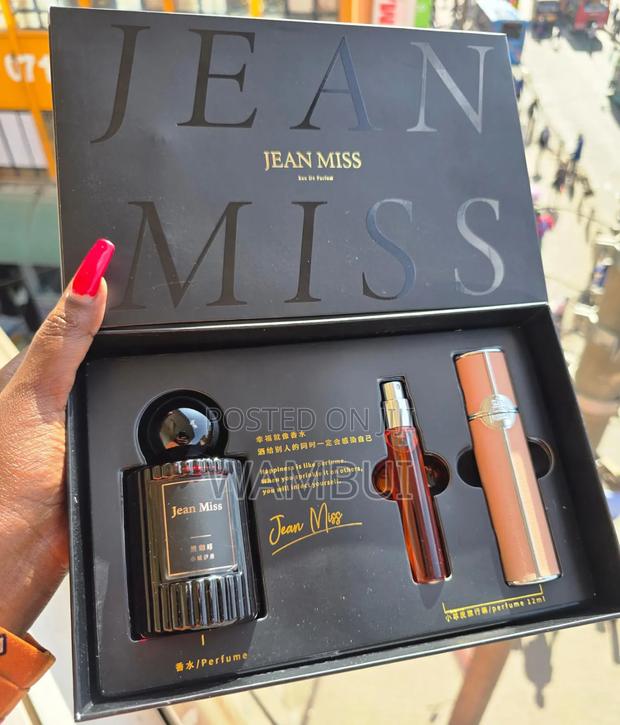 Bui Closet  - main view