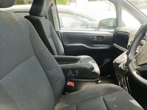 Toyota Voxy 2018 Matt Black