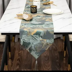 Elegant Abstract Style Placemat Table Runner Set