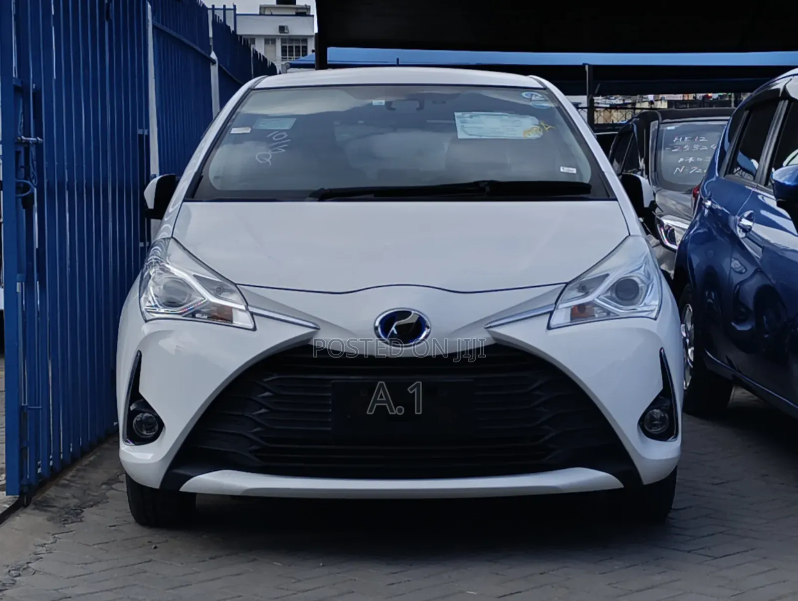 Toyota Vitz 1.3 FWD 5dr 2019 Pearl