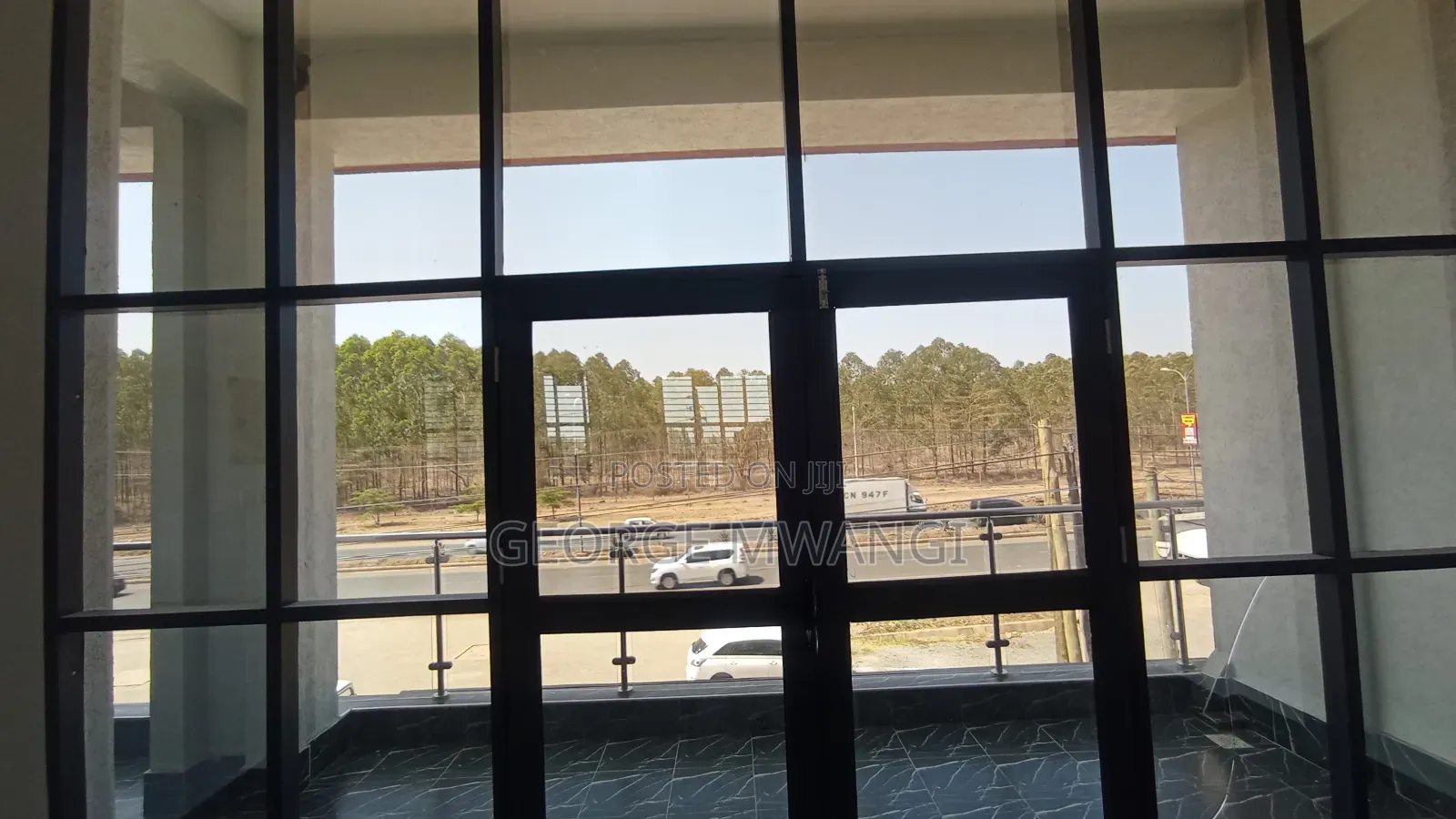 Commercial Spaces for Rent in Kamakis