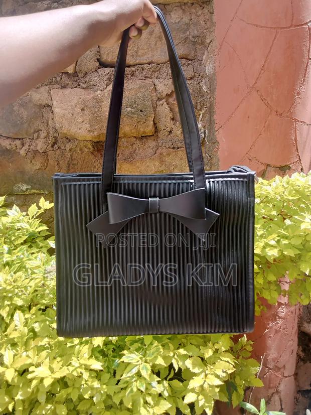 Bow Tote Bag (Bella) - main view