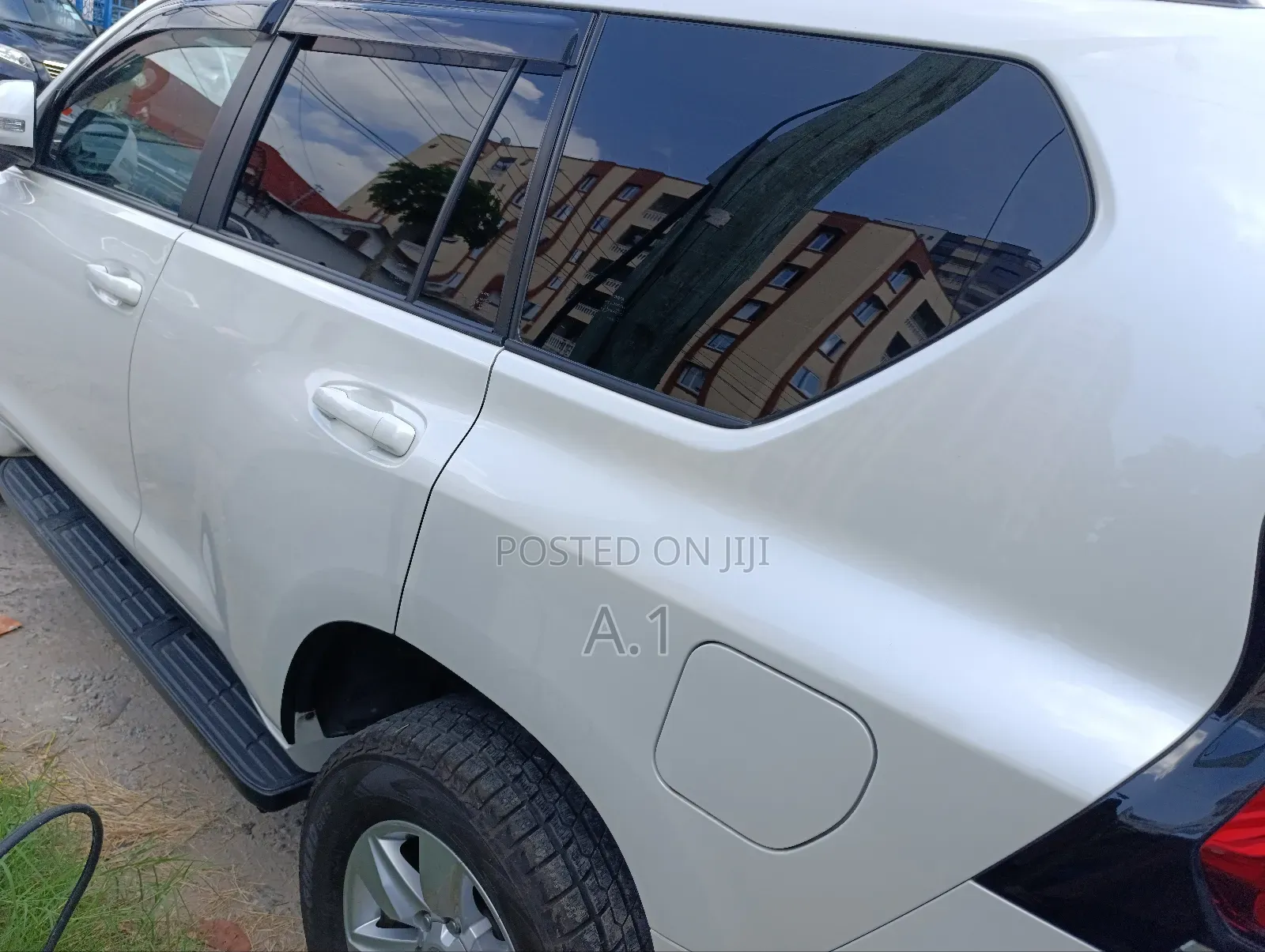 Toyota Land Cruiser Prado 2.7 2019 White