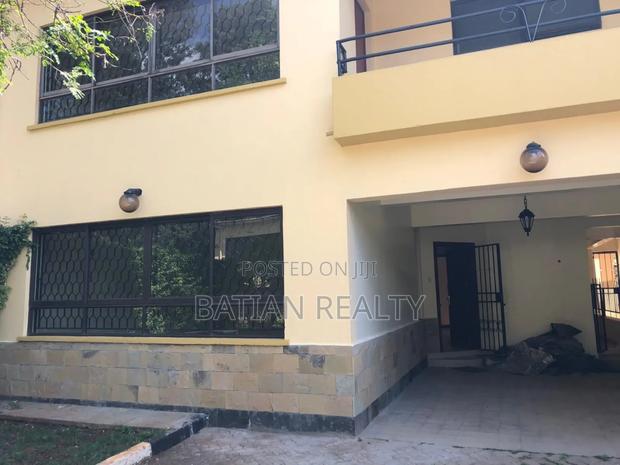 5bdrm Townhouse/Terrace in Valley Arcade for sale