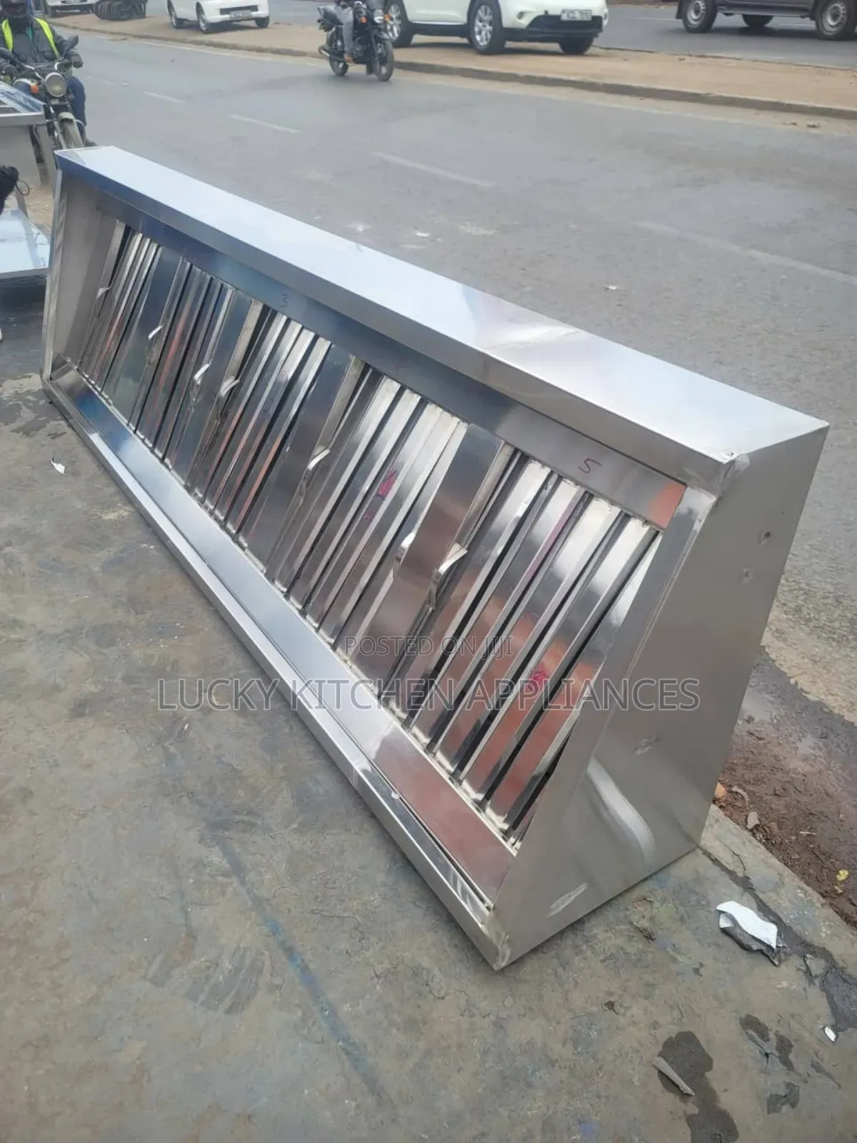 Stainless Steel Hood/Chimney.
