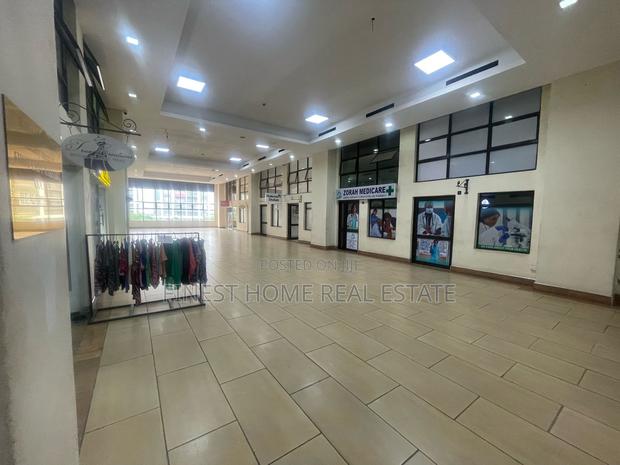 Shop/Office to Let - main view