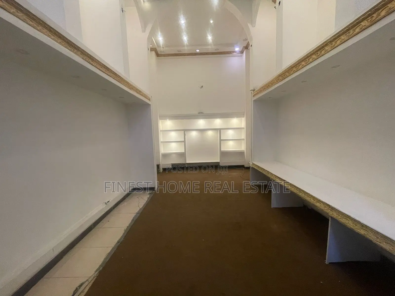 Shop/Office to Let