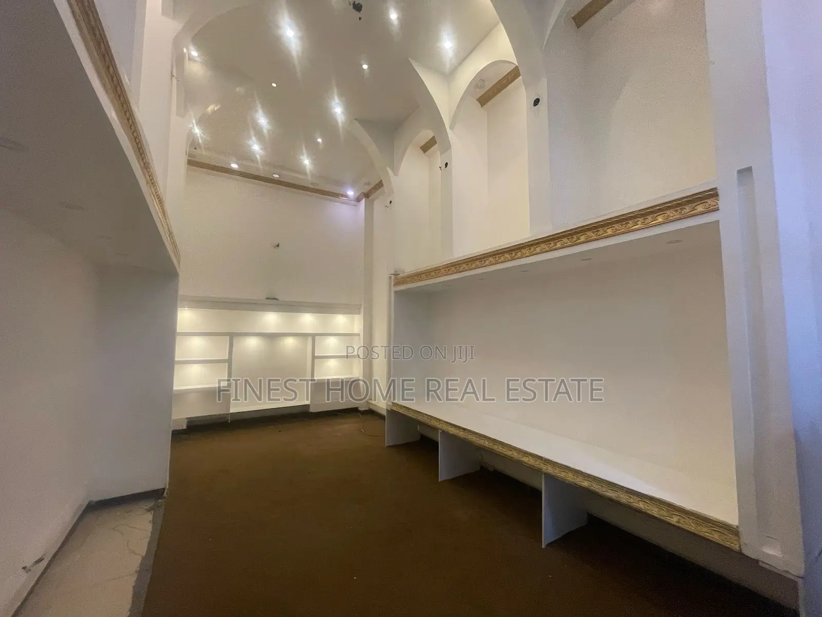 Shop/Office to Let
