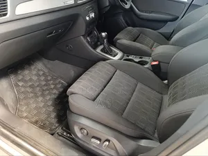 Audi Q3 2.0 TFSI 220hp quattro sport 2018 White