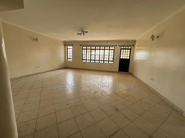 3bdrm Penthouse in Utawala for rent