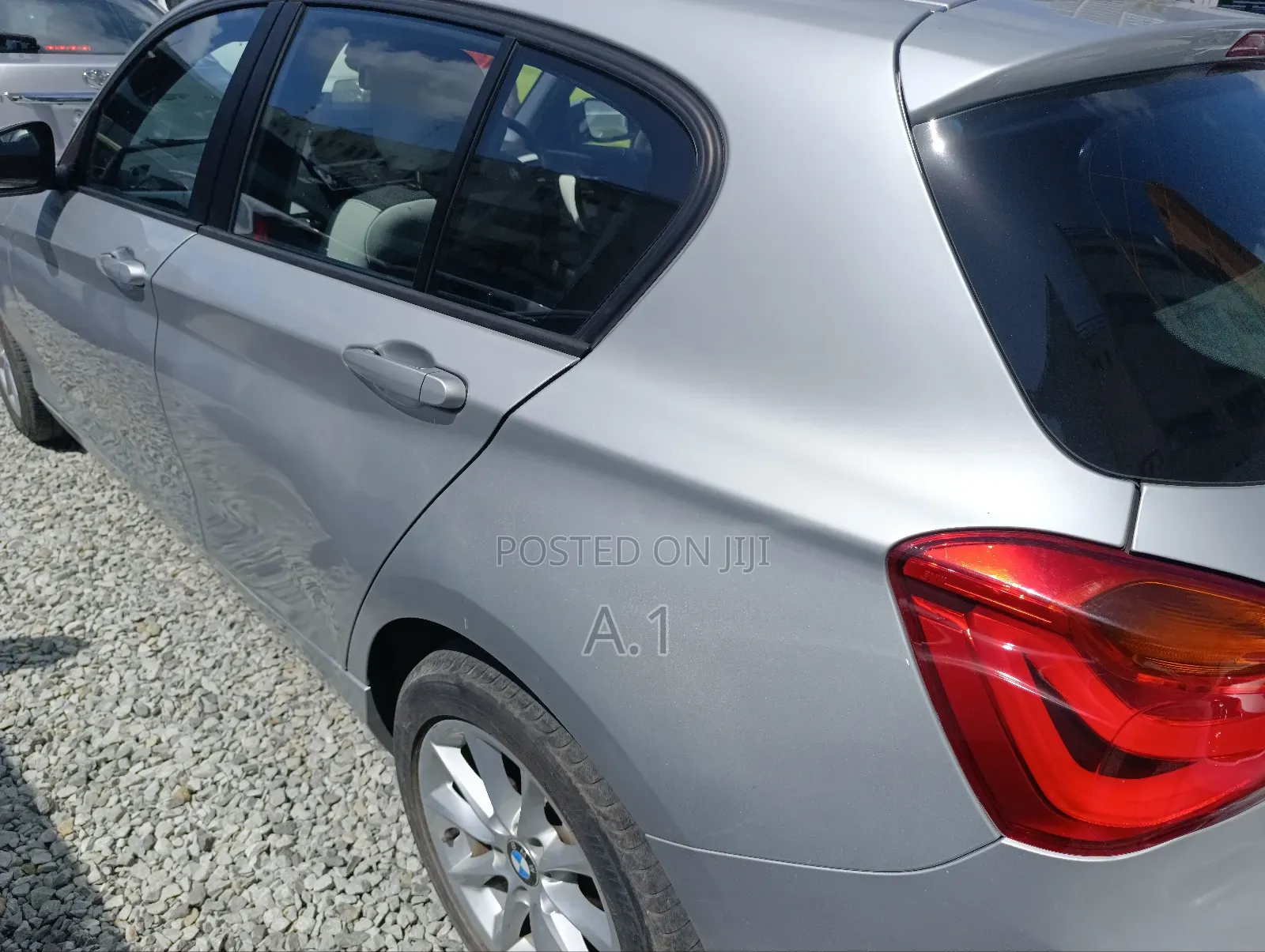 BMW 118i 2019 Silver