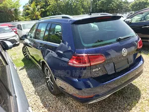 Volkswagen Golf 1.4T TSI FWD 2020 Blue
