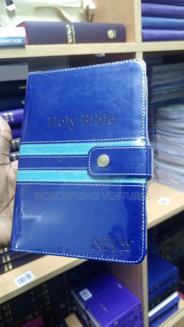 Holy Bible - main view