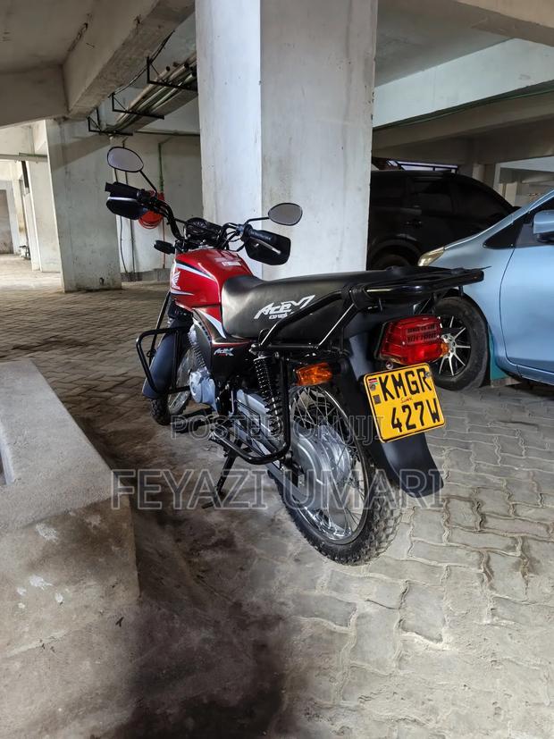 Honda 2025 Red - thumbnail 3