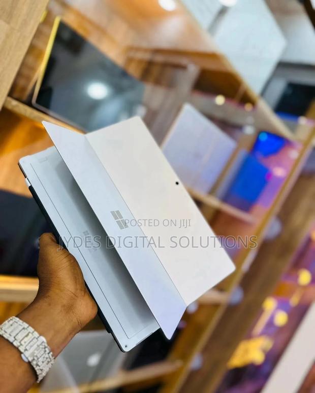 Laptop Microsoft Surface Pro 4 8GB Intel Core i5 SSD 256GB - thumbnail 2