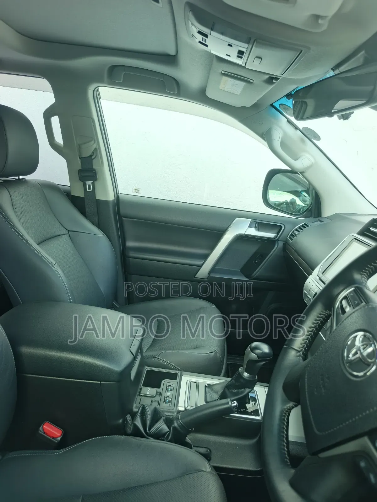Toyota Land Cruiser Prado 2.7 2019 Red