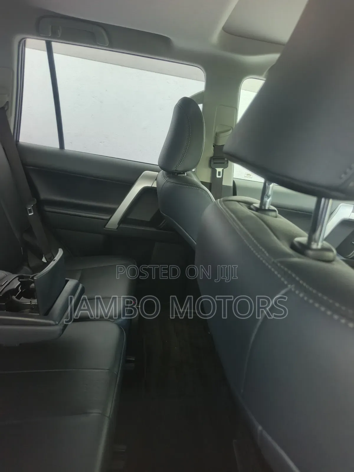 Toyota Land Cruiser Prado 2.7 2019 Red