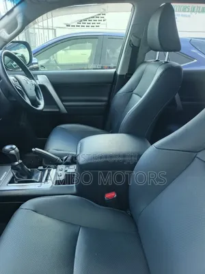 Toyota Land Cruiser Prado 2.7 2019 Red