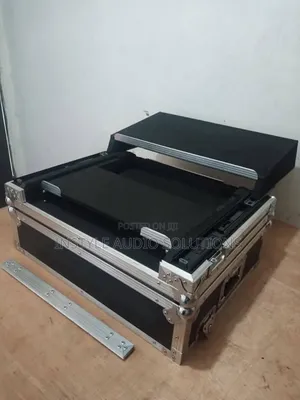 Single Deck Mobile Sound Flight Case