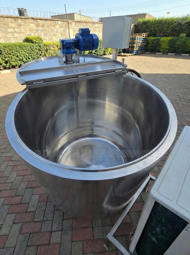 700l Milk Cooling Tank for Milk Collection Dairy Cooperatives - thumbnail 2