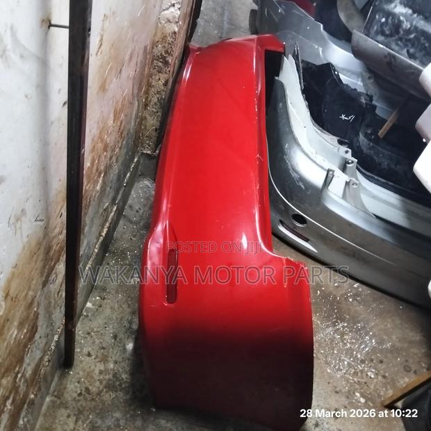 Toyota Ipsum Model 2005/2006 Back Bumper, Clean Ex Japan Motor Parts