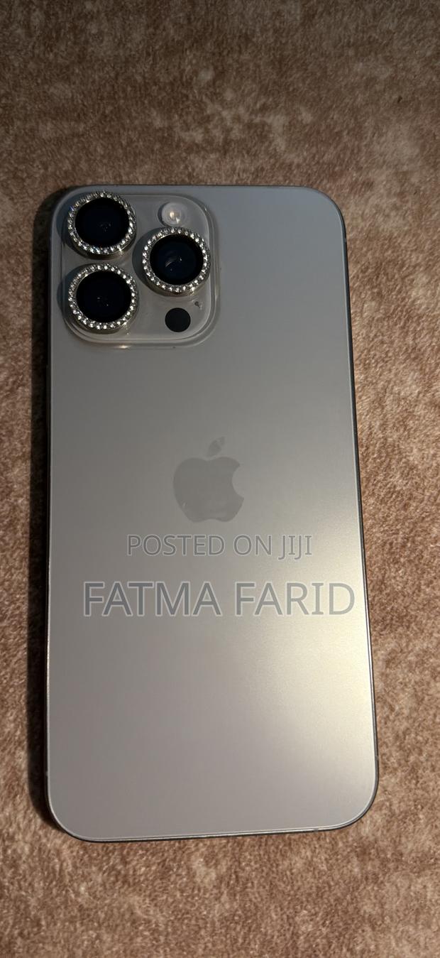 Apple iPhone 15 Pro Max 256 GB Gray - thumbnail 2