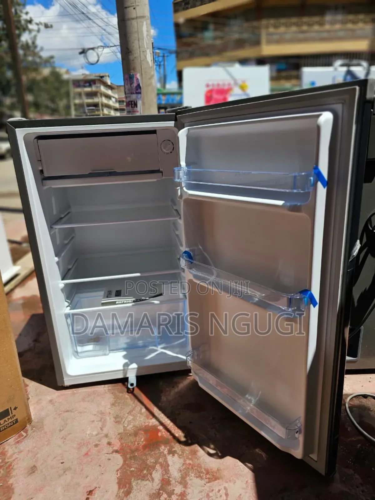 Mika 90litres Mini Fridge