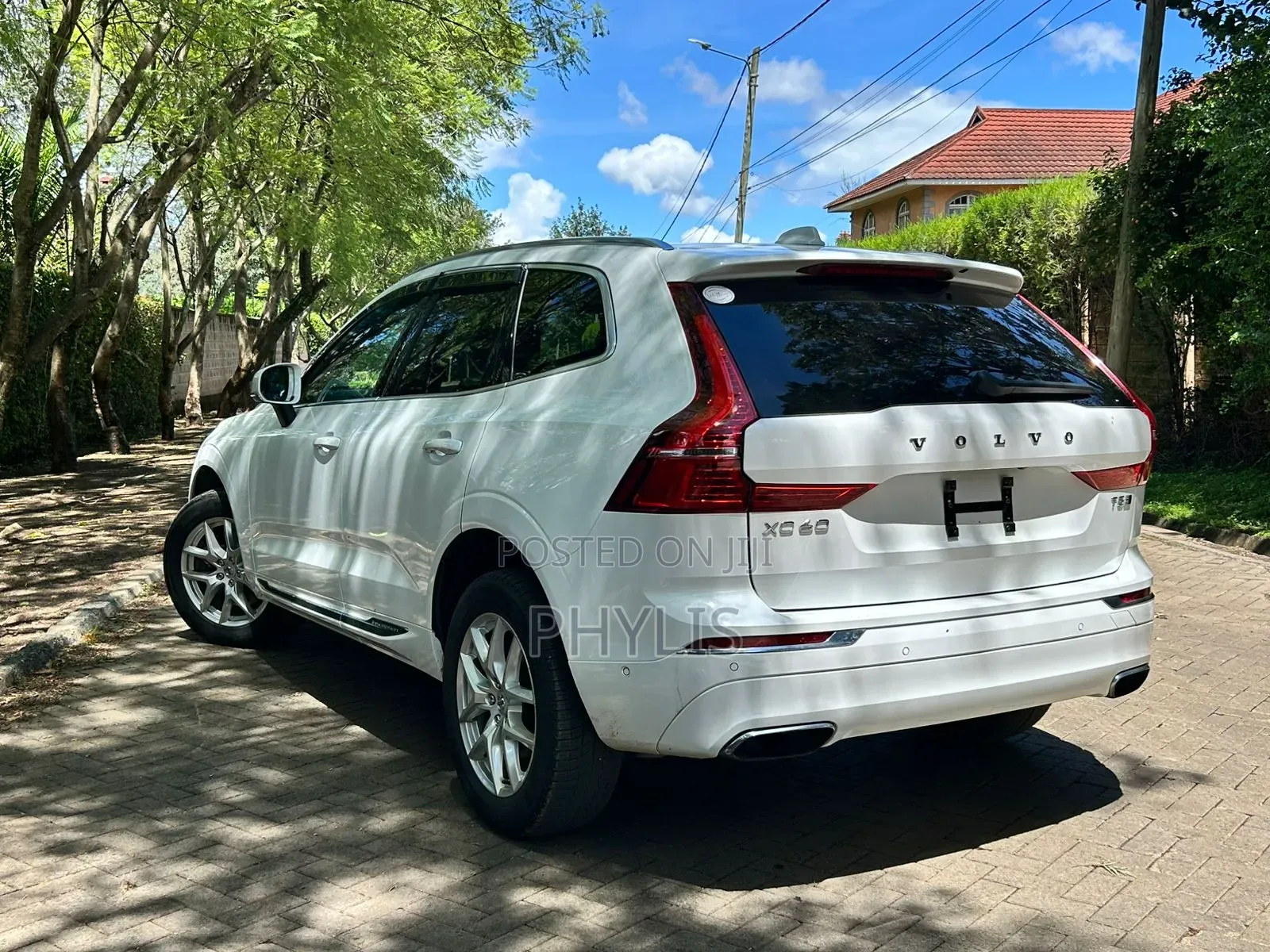 Volvo XC60 T5 R-Design AWD 2018 White