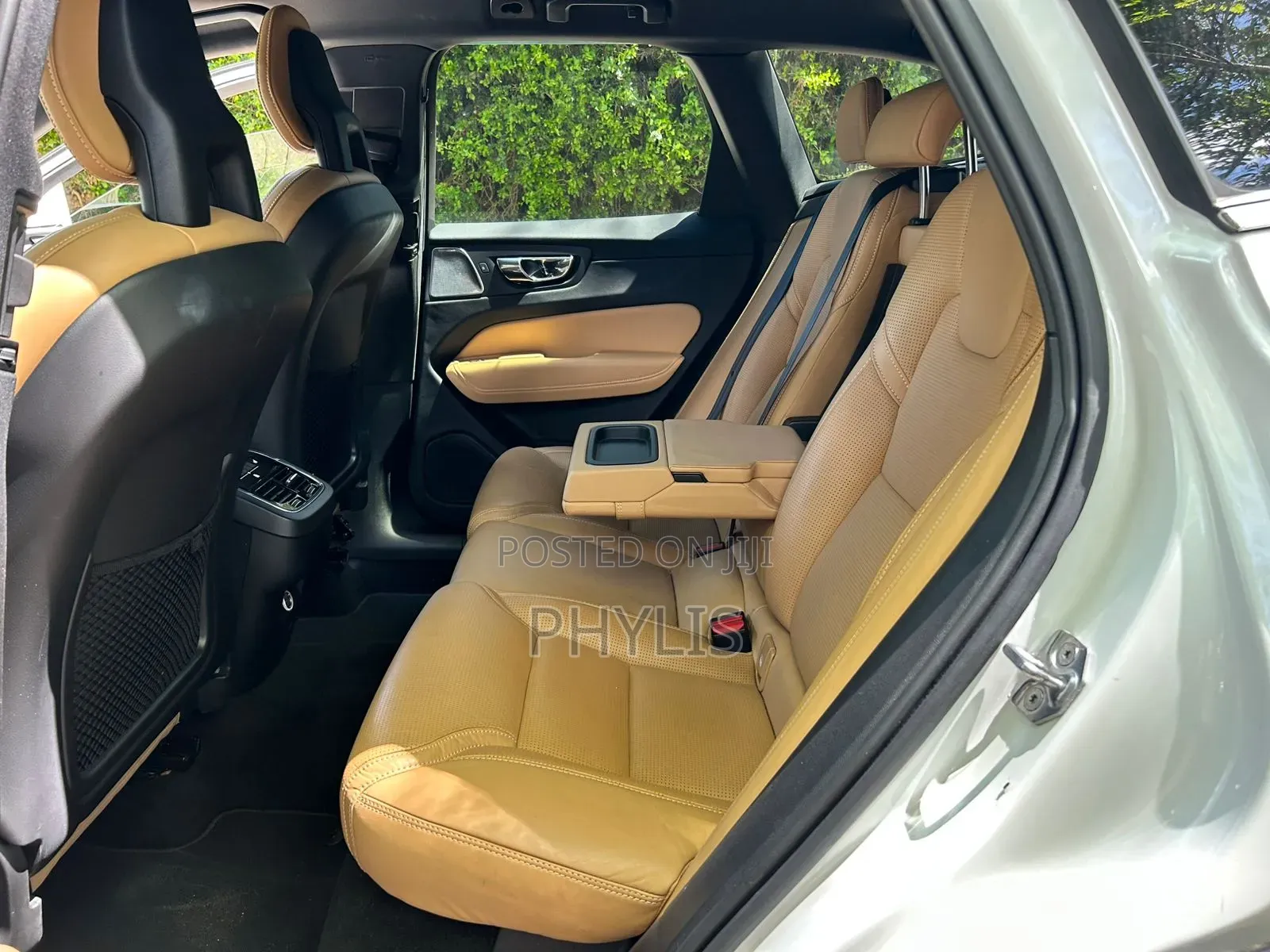 Volvo XC60 T5 R-Design AWD 2018 White