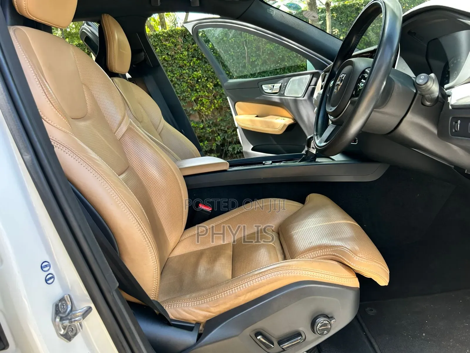 Volvo XC60 T5 R-Design AWD 2018 White