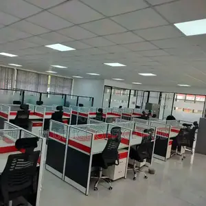 A 4 Way Office Workstation Desk