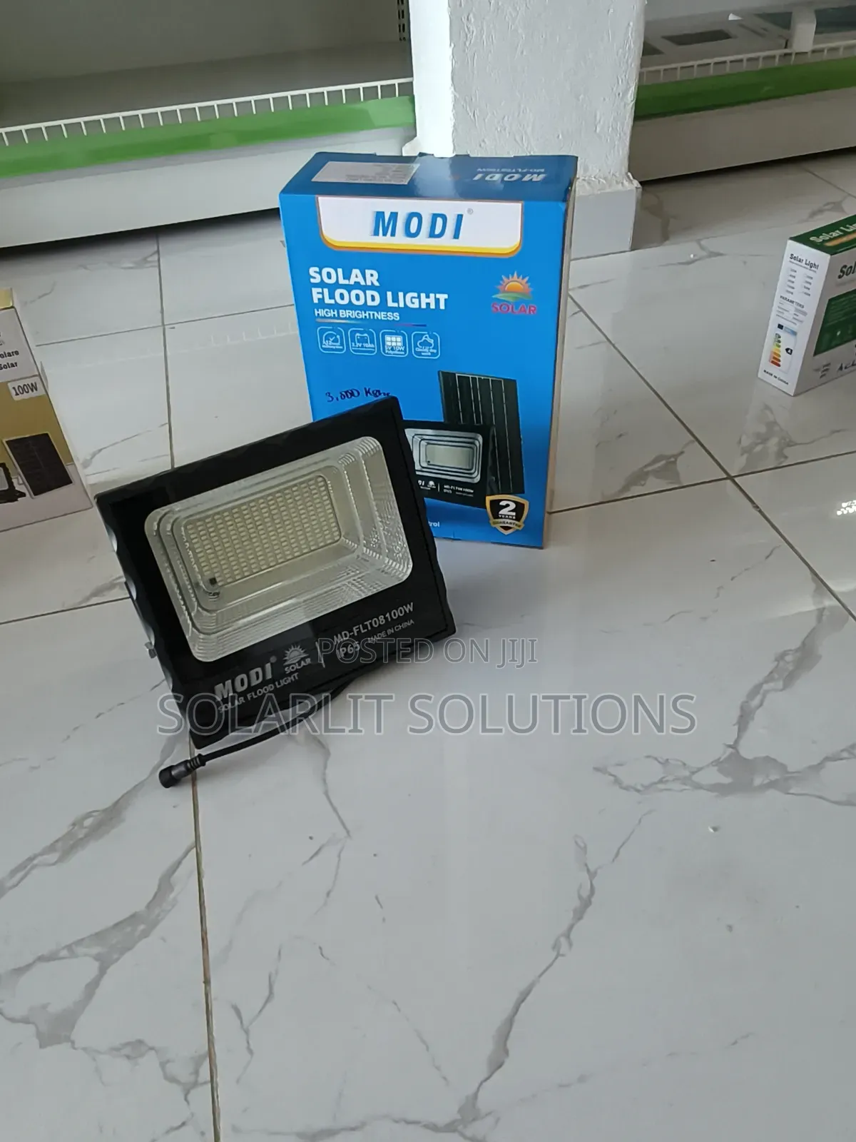 Ultra-Bright 100w Modi Solar Floodlight for Yard Security