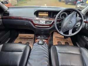 Mercedes-Benz S-Class 2011 Silver
