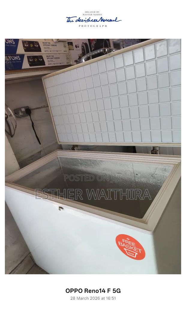 Ramtoms Chest Freezer 250litres Super Clean - thumbnail 2