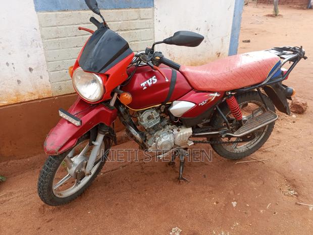 TVS HLX Plus ES 2022 Red - thumbnail 3