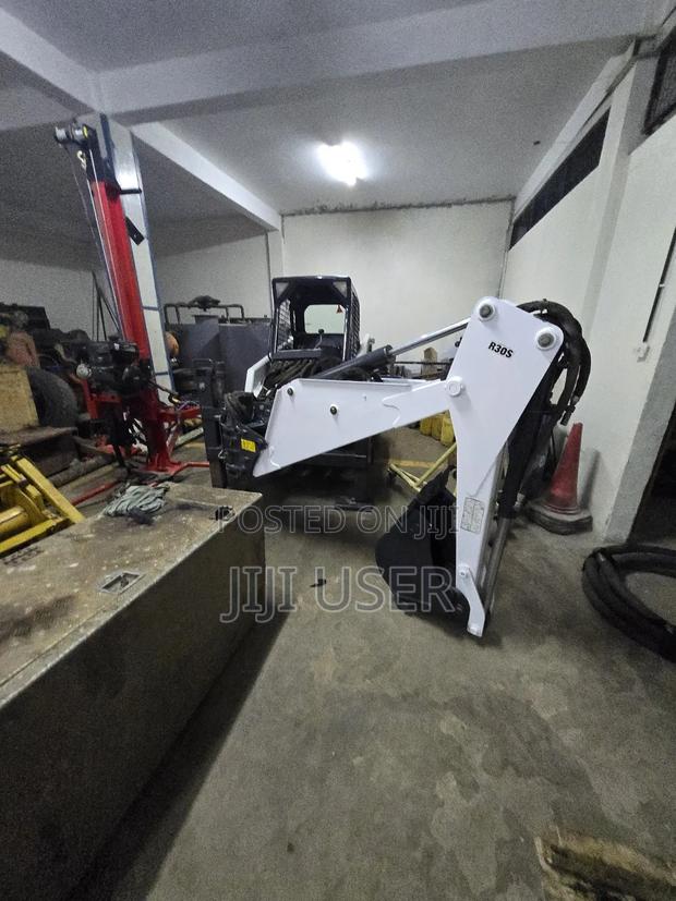 Bobcat S130 - thumbnail 4