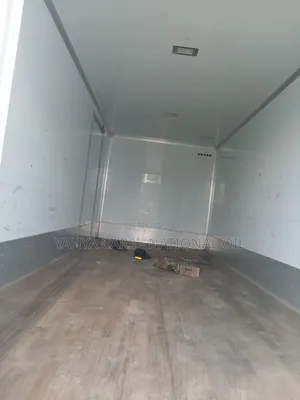 Isuzu Elf Box Body
