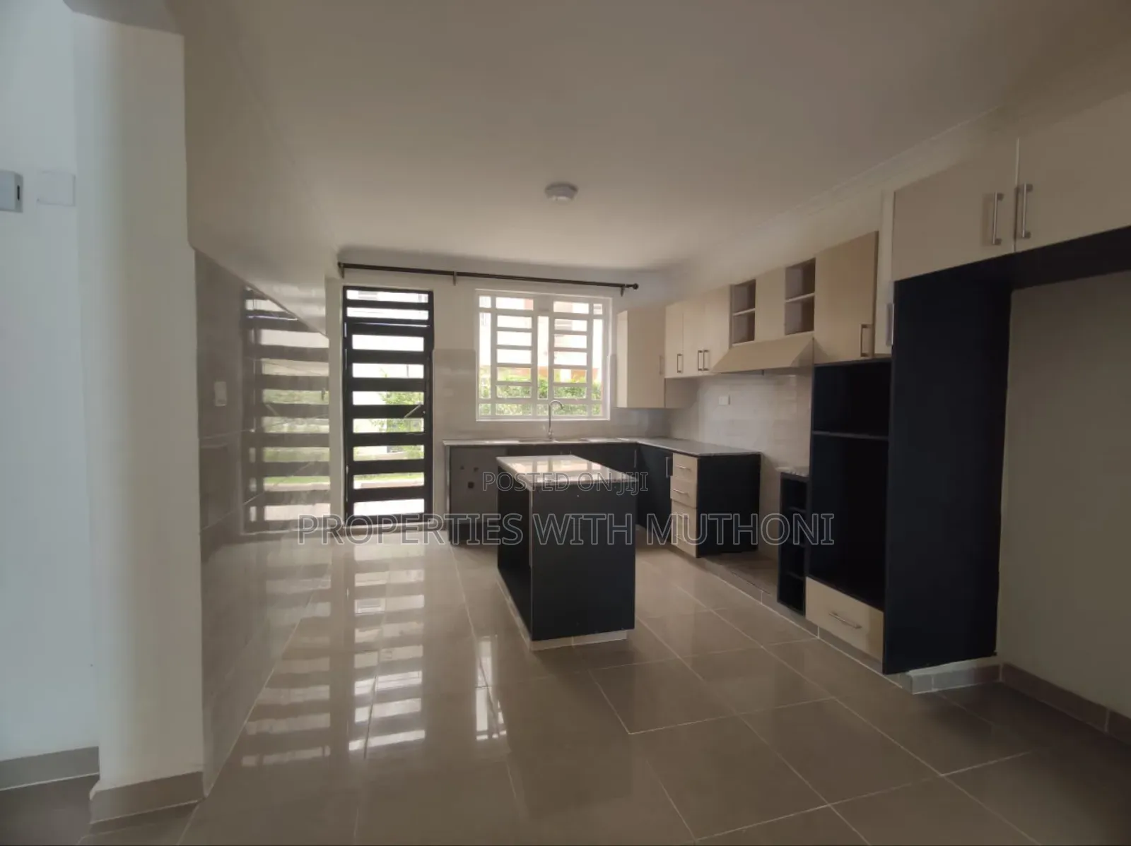 4bdrm Maisonette in Kitengela for sale