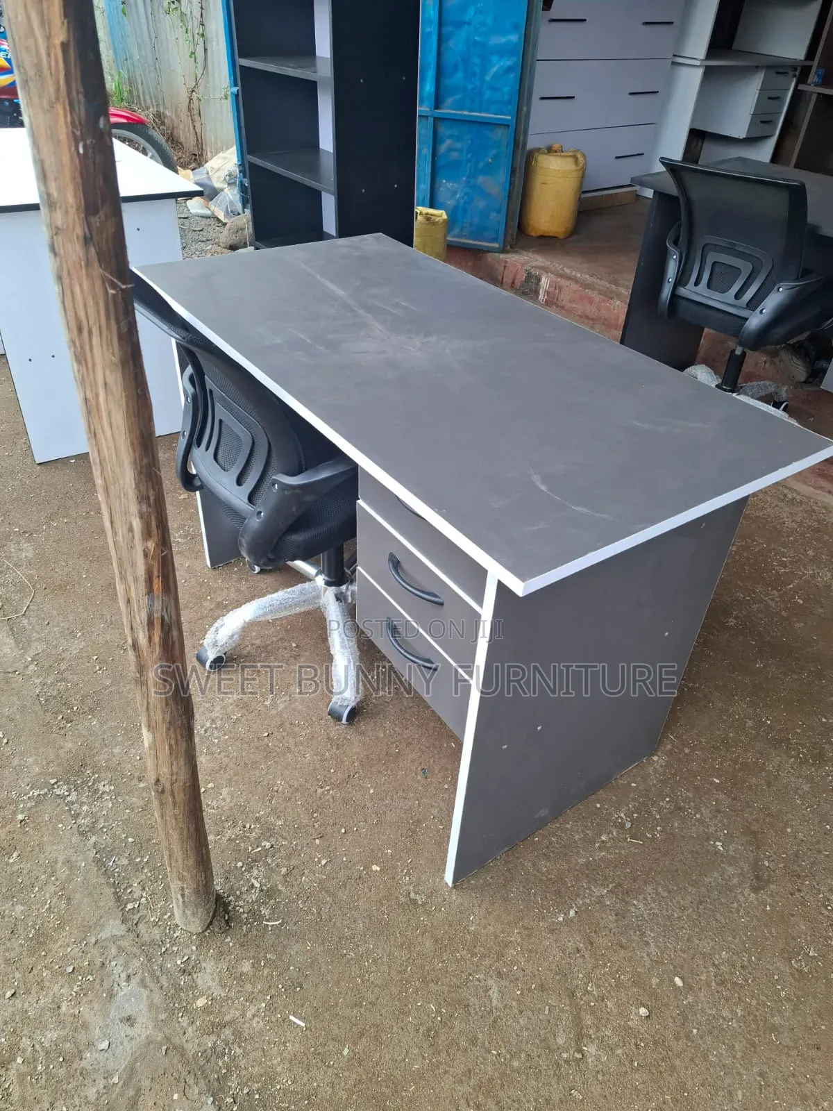 Grey Study Unit