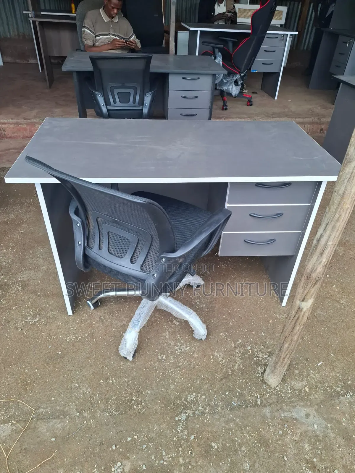 Grey Study Unit