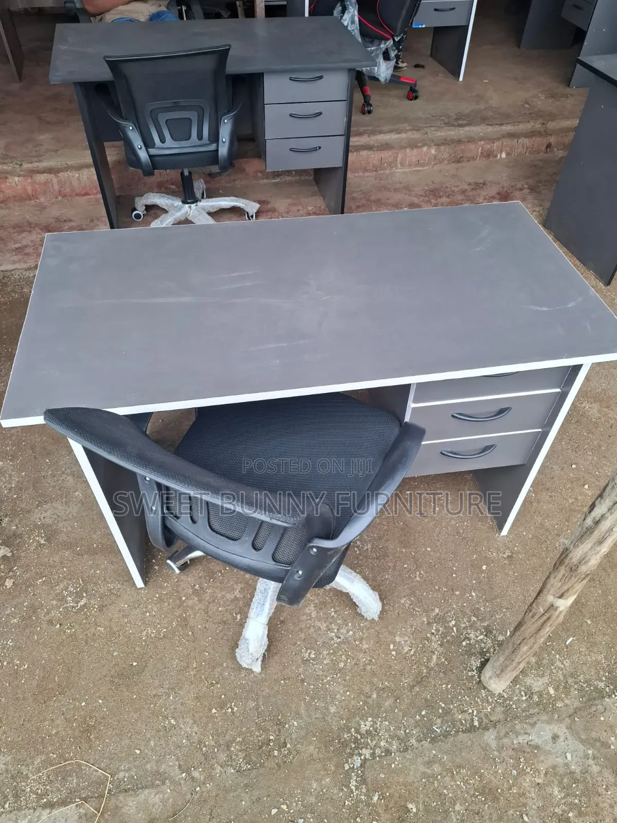 Grey Study Unit