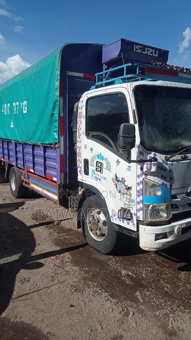 Isuzu NQR Truck - thumbnail 3