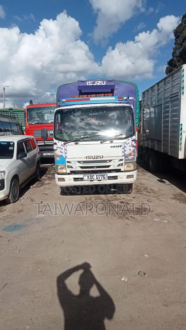 Isuzu NQR Truck - thumbnail 4
