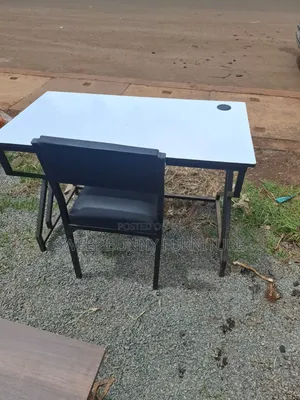 Metallic Base Study Unit