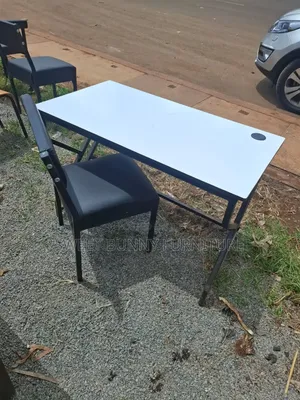 Metallic Base Study Unit