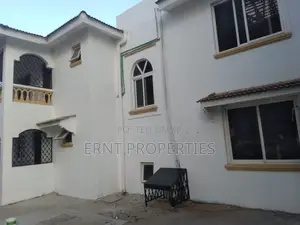 5bdrm Maisonette in Nyali for sale