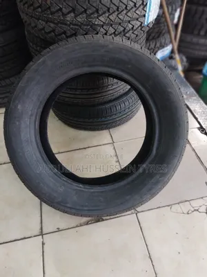 215/60 R17 Grenlander
