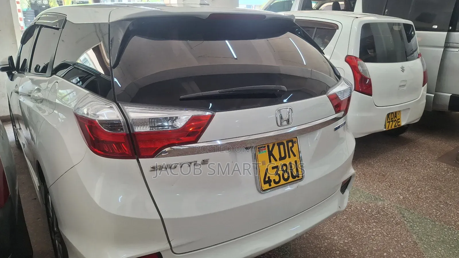 Honda Fit Shuttle 2017 White