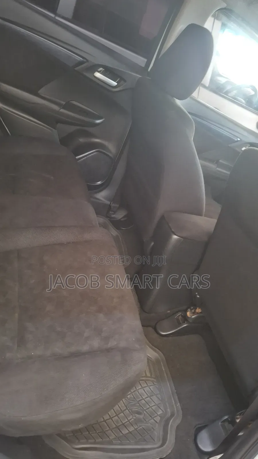 Honda Fit Shuttle 2017 White